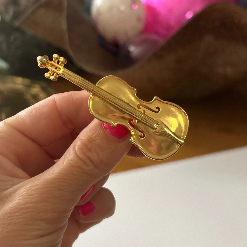 Vintage Bass Brooch